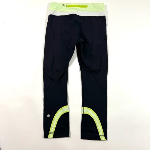 Lululemon Run Inspire Crop II Size 4 Black Tonka Stripe Clear Mint - Picture 2 of 6